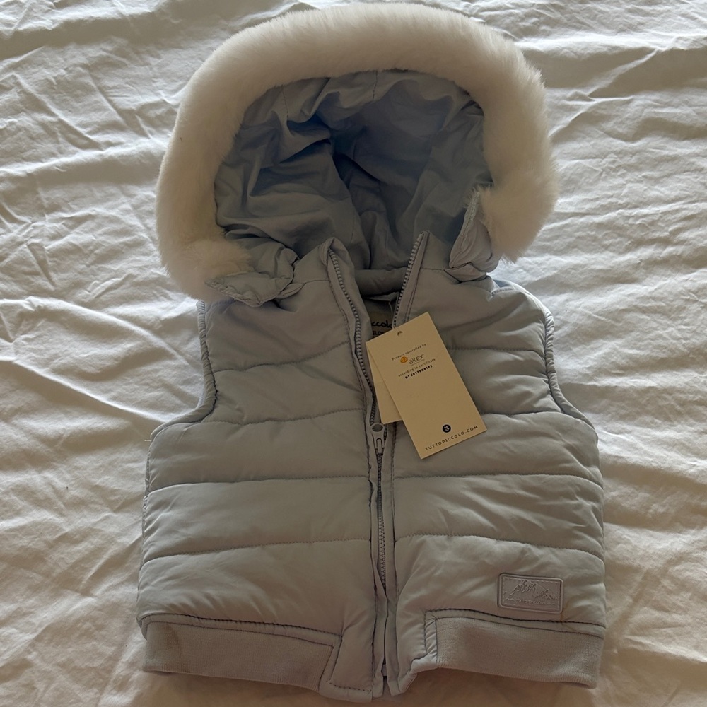 New Tutto Piccolo Hooded Waistcoat - Picture 3 of 11